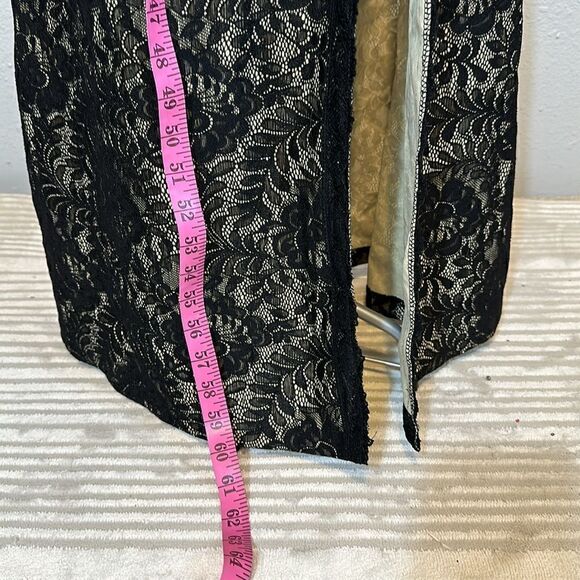 NEW miusol black and nude lace crochet mesh back maxi dress size S - Picture 8 of 12